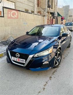نيسان ألتيما